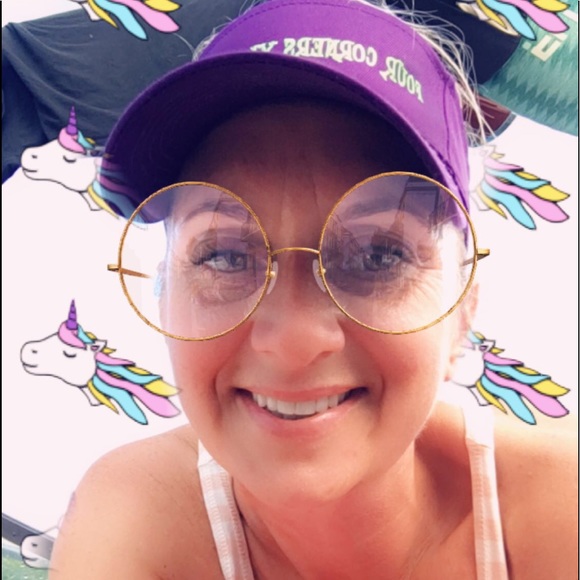 Meet your Posher, Kimberly - Picture 2 of 8